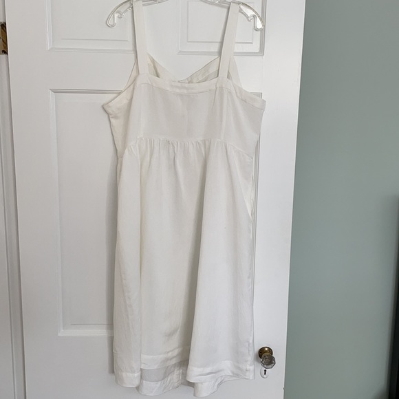 Loft Dress - Picture 3 of 6